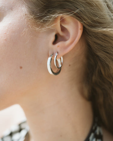 TILTIL Square Chunky Hoop Silver 25MM - Things I Like Things I Love