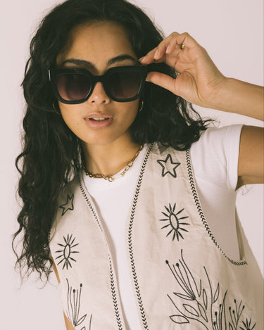 TILTIL Sunglasses Luna Black - Things I Like Things I Love