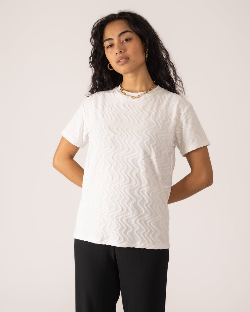 TILTIL Swi T-shirt White Swirl - Things I Like Things I Love