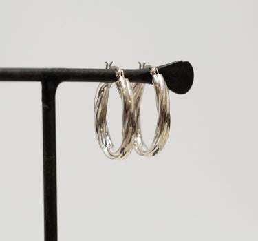 TILTIL Terra Twist Oval Hoop Silver - Things I Like Things I Love