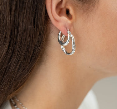 TILTIL Terra Twist Oval Hoop Silver - Things I Like Things I Love