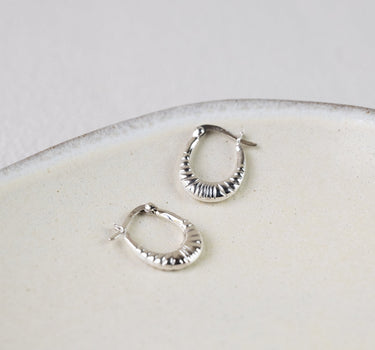 TILTIL Thick Deco Oval Hoop Silver - Things I Like Things I Love
